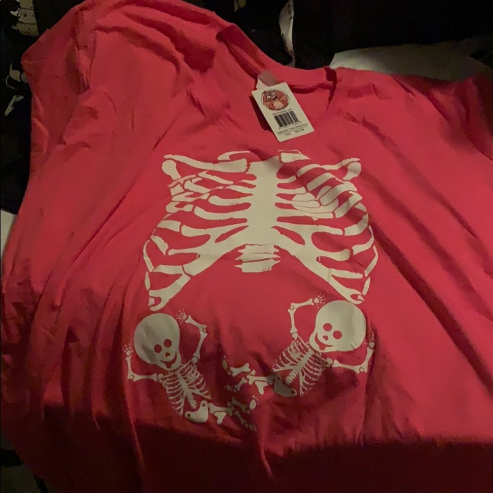 Pink twin maternity shirt